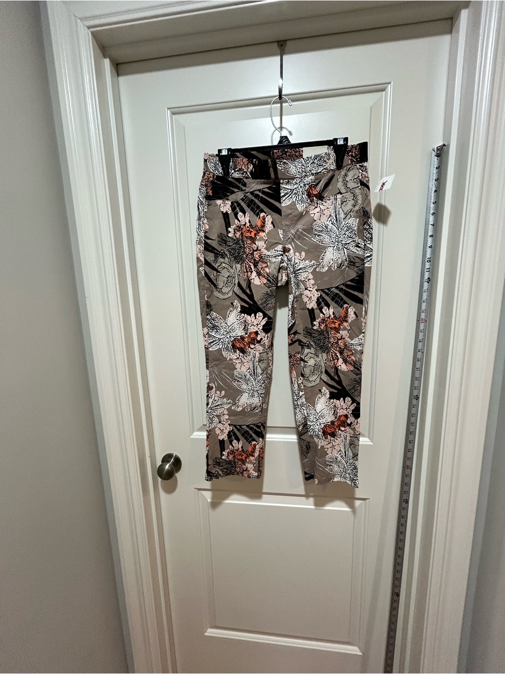 Jules & Leopold NWT women’s size S/P pull on Floral Print Jeggings Capri length